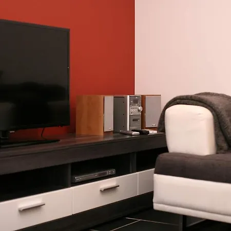 Aiko - Downtown Feriehus *