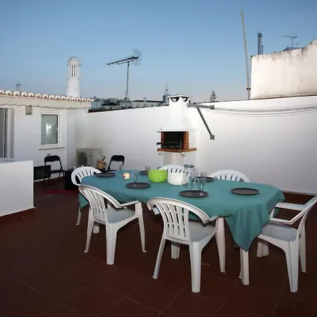 Aiko - Downtown Feriehus *